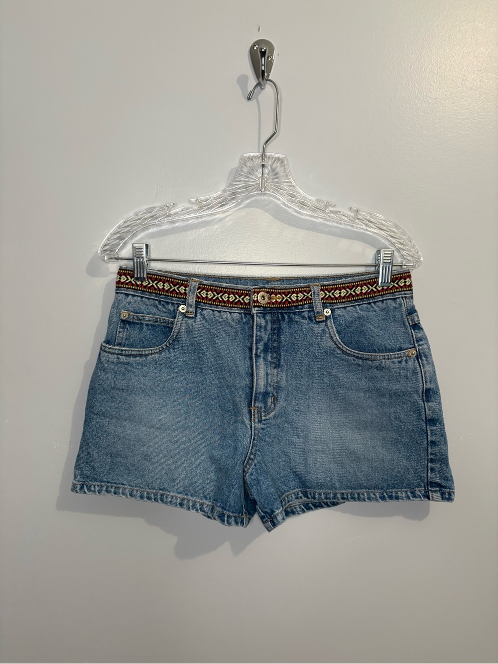 Vintage Aeropostale Blue Denim MidRise Shorts Embroidered Waistband Southwestern